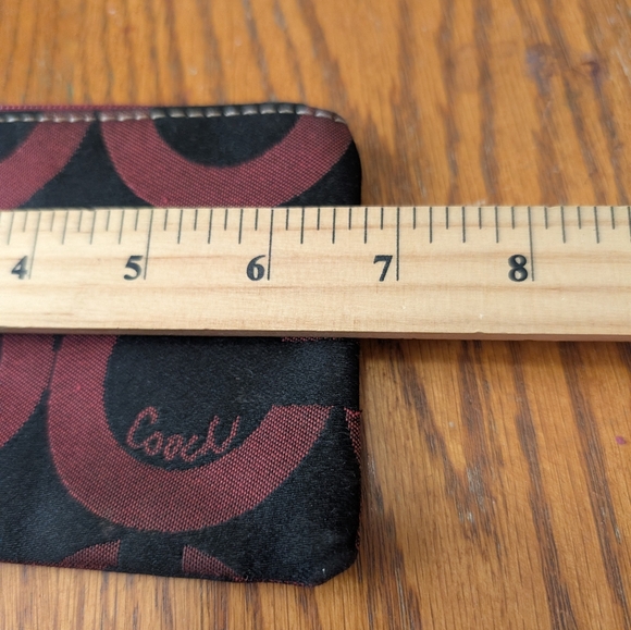 Coach Wristlet Wallet Black and Red Buffalo Patterned Zip Up With Logo - Picture 5 of 5